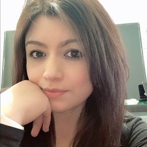 Meet your Posher, Dalila